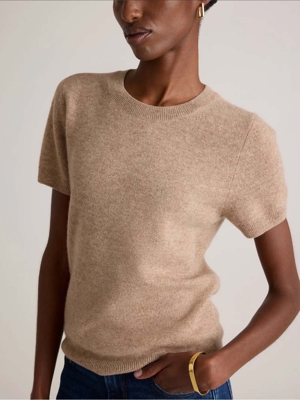 QUINCE 100% Mongolian Cashmere Tee Shirt Top Medium Camel Tan Short Sleeve